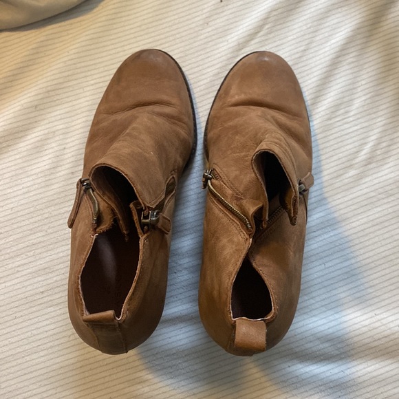 Caslon Bootie - Picture 4 of 6